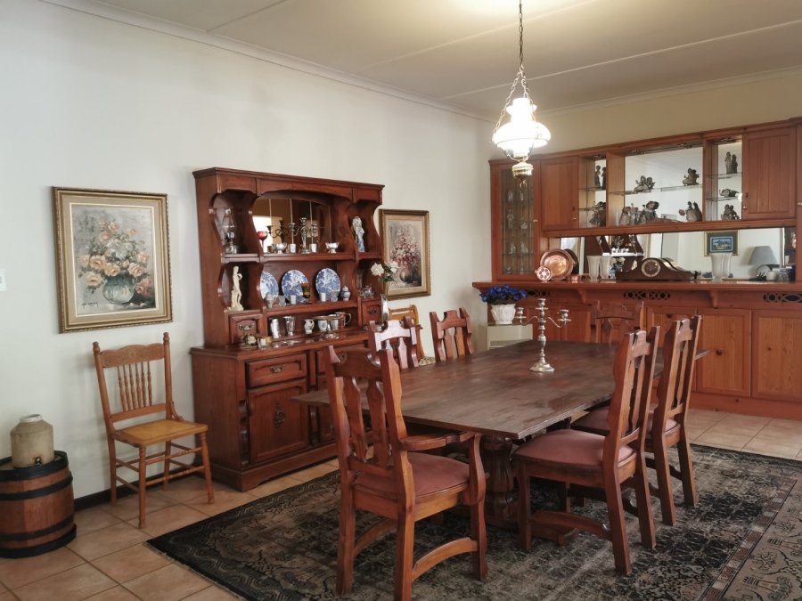 5 Bedroom Property for Sale in Piketberg Western Cape